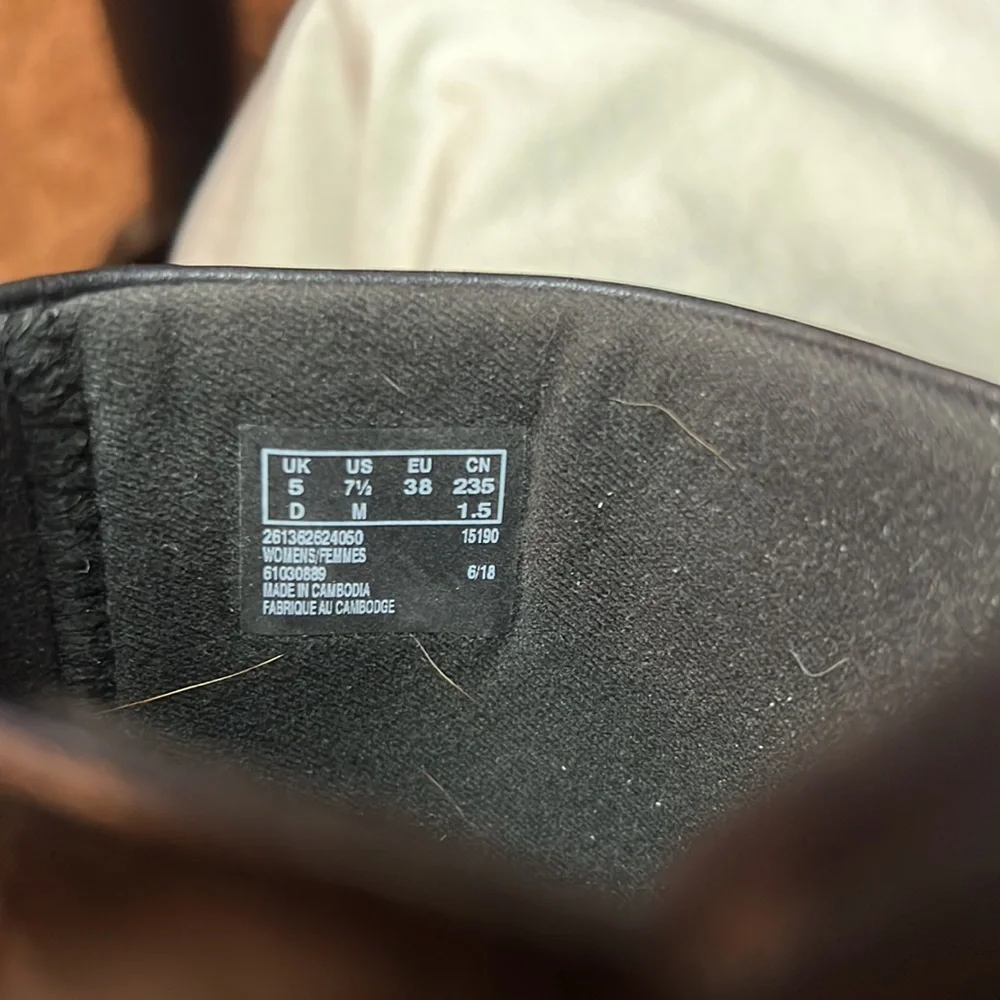 CLARKS BLACK LEATHER CLOGS - Picture 7 of 9